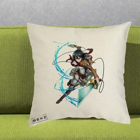 Perna Personalizata Attack on Titan Mikasa Ackerman Lupta, 40x40 cm, Ecru, Husa Detasabila, Perna Inclusa, BEKZ®