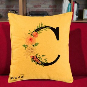 Cadou Personalizat - Perna Personalizata Monograma Florala Litera C, 40x40 cm, Galben, Husa Detasabila, Perna Inclusa, BEKZ®