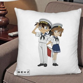 Perna Personalizata Detective Conan Conan si Ai Sailor, 40x40 cm, Alb Pufos, Husa Detasabila, Perna Inclusa, BEKZ®