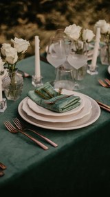 Set 24 Farfurii Mari Vintage White - (Glazurate Manual si Antichizare cu pensulare Cupru-Visiniu)