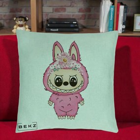 Perna Personalizata Labubu Roz cu Coroana Florala, 40x40 cm, Verde Menta, Husa Detasabila, Perna Inclusa, BEKZ®