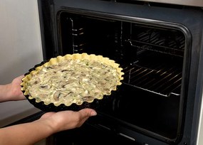 Forma tarta 28 cm cu margini ondulate si invelis stone antiaderent Nature NAVA NV 103 159