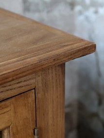 Bufet lucrat manual din lemn masiv, cu 4 uși din sticlă și 4 sertare, finisaj natural, „Marseille”