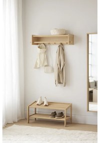 Cuier de perete în culoare naturală cu raft din lemn masiv de stejar Hillmond – Rowico