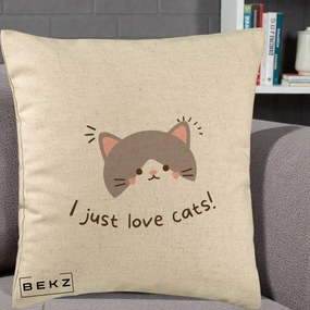 Perna Personalizata I Just Love Cats Pisica Kawaii, 40x40 cm, Bej, Husa Detasabila, Perna Inclusa, BEKZ®