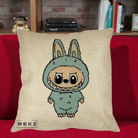Perna Personalizata Labubu Albastru-Gri Solo, 40x40 cm, Crem, Husa Detasabila, Perna Inclusa, BEKZ®