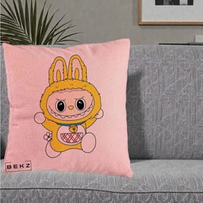 Perna Personalizata Labubu Galben Doraemon, 40x40 cm, Roz, Husa Detasabila, Perna Inclusa, BEKZ®