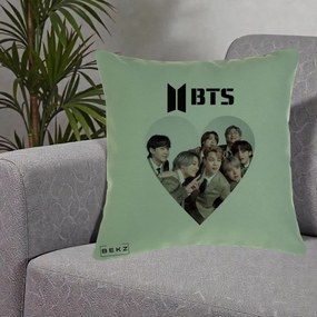 Perna Personalizata K-pop BTS Grup Fotografie in Inima, 40x40 cm, Verde, Husa Detasabila, Perna Inclusa, BEKZ®