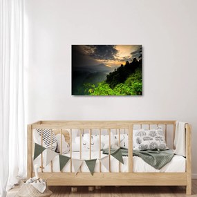 Tablou pe sticlă - peisaj montan verde (70x50 cm)