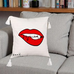 Perna Decorativa Vampire Lips Halloween, 40x40 cm, Bej cu Franjuri, Husa Detasabila, Perna Inclusa, BEKZ®