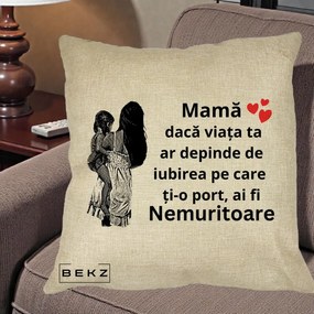 Cadou pentru Mama - Perna Personalizata Mama Nemuritoare Imbratisare, 40x40 cm, Crem, Husa Detasabila, Perna Inclusa, BEKZ®