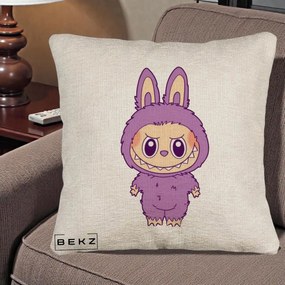 Perna Personalizata Labubu Violet Solo, 40x40 cm, Bej Canapea, Husa Detasabila, Perna Inclusa, BEKZ®