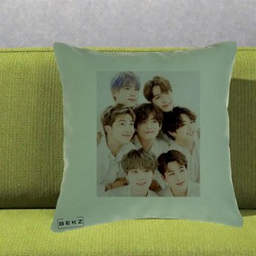 Perna Personalizata K-pop BTS Foto Grup Fete Albe, 40x40 cm, Verde, Husa Detasabila, Perna Inclusa, BEKZ®