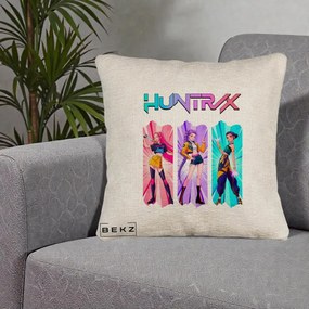Perna Personalizata K-pop HUNTRX Trio cu Pisica in Benzi, 40x40 cm, Bej Canapea, Husa Detasabila, Perna Inclusa, BEKZ®