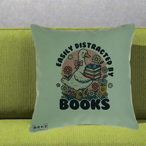 Perna Personalizata Easily Distracted by Books, 40x40 cm, Verde, Husa Detasabila, Perna Inclusa, BEKZ®