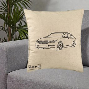 Perna Personalizata BMW Seria 7 Linie Minimalista, 40x40 cm, Bej, Husa Detasabila, Perna Inclusa, BEKZ®