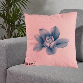 Perna Decorativa Magnolie Albastra Acuarela, 40x40 cm, Roz, Husa Detasabila, Perna Inclusa, BEKZ®