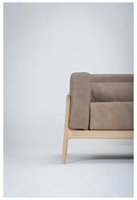 Canapea din piele bovină cu structură din lemn masiv de stejar Gazzda Fawn, 210 cm, maro deschis