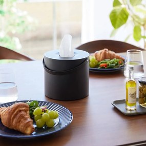 Cutie pentru șervețele din metal Tower – YAMAZAKI