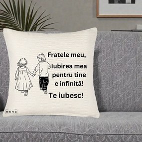 Cadou pentru Frate - Perna Personalizata Fratele Meu Te Iubesc Copii Tinand Maini Varianta 2, 40x40 cm, Crem Reliefat, Husa Detasabila, Perna Inclusa, BEKZ®
