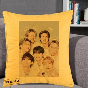 Perna Personalizata K-pop BTS Foto Grup Cute cu Animatii si 7 Membrii, 40x40 cm, Galben, Husa Detasabila, Perna Inclusa, BEKZ®