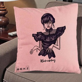Perna Personalizata Wednesday Addams Dans Gotic, 40x40 cm, Roz, Husa Detasabila, Perna Inclusa, BEKZ®