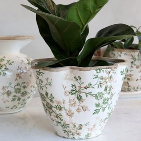 Ghiveci decorativ tronconic alb din ceramică antichizată, pictat manual, cu decor floral-vegetal, 14,5x18 cm, „Grasse"
