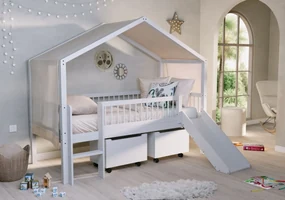 Pat Casă Înălțat Forrest Beech 90x200 cm, pentru Camera Copii, din Lemn de Fag, Alb lăcuit, cu Tobogan, Sertare și Set Textil – Vipack