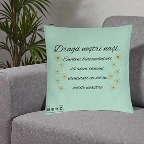 Cadou pentru Nasi - Perna Personalizata Dragii Nostri Nasi Suntem Binecuvantati cu Floricele, 40x40 cm, Verde Menta, Husa Detasabila, Perna Inclusa, BEKZ®