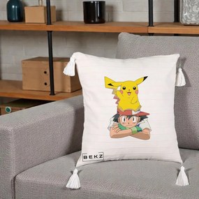 Perna Personalizata Ash si Pikachu, 40x40 cm, Bej cu Franjuri, Husa Detasabila, Perna Inclusa, BEKZ®