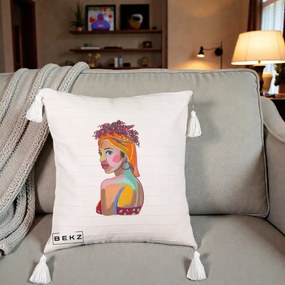 Perna Decorativa Portret Femeie Colorat Pop Art, 40x40 cm, Bej cu Franjuri, Husa Detasabila, Perna Inclusa, BEKZ®