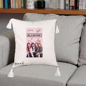 Perna Personalizata K-pop BLACKPINK Semnaturi si Foto, 40x40 cm, Bej cu Franjuri, Husa Detasabila, Perna Inclusa, BEKZ®
