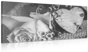 Tablou trandafir și inimioară în iută în design vintage alb-negru