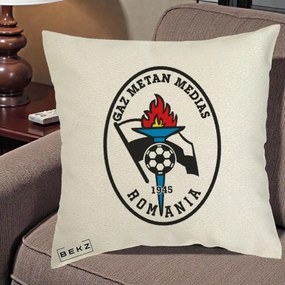 Perna Personalizata Gaz Metan Medias 1945 Fotbal, 40x40 cm, Ecru, Husa Detasabila, Perna Inclusa, BEKZ®