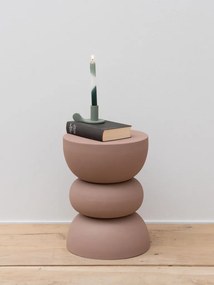 Măsuță laterală rotundă din metal, roz, sculpturală, din trei volume suprapuse, 44 x 32 cm, „Forms”