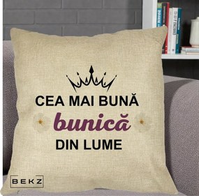 Cadou pentru Bunica - Perna Personalizata Cea Mai Buna Bunica Din Lume Coroana Mov Flori, 40x40 cm, Crem, Husa Detasabila, Perna Inclusa, BEKZ®