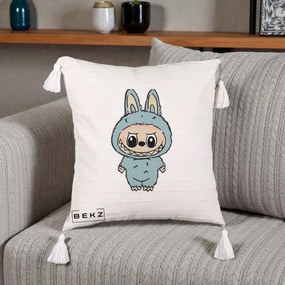 Perna Personalizata Labubu Albastru-Gri Solo, 40x40 cm, Bej cu Franjuri, Husa Detasabila, Perna Inclusa, BEKZ®