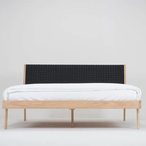 Pat matrimonial negru/în culoare naturală din lemn masiv de stejar 140x200 cm Fawn – Gazzda