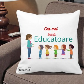 Cadou pentru Educatoare - Perna Personalizata Cea mai Buna Educatoare cu Ilustratie Copii si Educatoare, 40x40 cm, Alba Mata, Husa Detasabila, Perna Inclusa, BEKZ®
