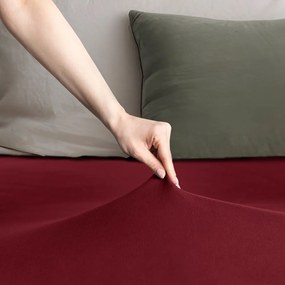 Cearceaf burgundy din jerseu cu elastic 220x200 cm Amber – Restilo