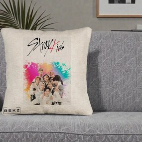 Perna Personalizata K-pop Stray Kids cu Splash Multicolor, 40x40 cm, Bej Canapea, Husa Detasabila, Perna Inclusa, BEKZ®