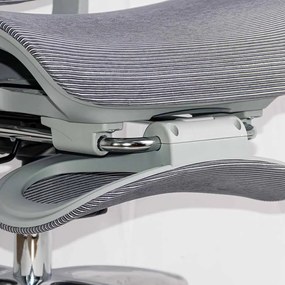 Scaun ergonomic gri de birou cu suport lombar încălzit cu masaj și șezut cu ventilație SYYT 9521