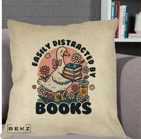 Perna Personalizata Easily Distracted by Books, 40x40 cm, Crem, Husa Detasabila, Perna Inclusa, BEKZ®