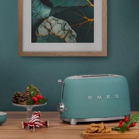 Prajitor de paine SMEG 50's Style TSF01EGMEU, 950 W, 2 felii, 6 trepte, Tava pentru firimituri, Cablu integrat, Otel inoxidabil, Verde smarald