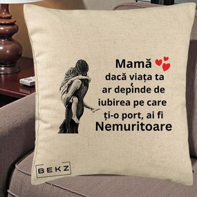 Cadou pentru Mama - Perna Personalizata Mama Nemuritoare Gravura Vintage, 40x40 cm, Bej, Husa Detasabila, Perna Inclusa, BEKZ®