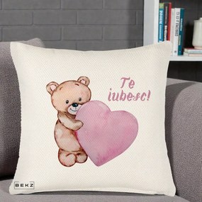 Cadou Romantic - Perna Personalizata Te Iubesc Ursulet cu Inima Roz Acuarela, 40x40 cm, Crem Reliefat, Husa Detasabila, Perna Inclusa, BEKZ®