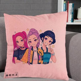 Perna Personalizata K-pop HUNTRX Trio Anime Stele, 40x40 cm, Roz, Husa Detasabila, Perna Inclusa, BEKZ®