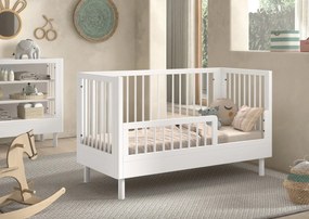 Set Complet Mobilier Cameră Bebelus Forrest Oak, din Lemn Masiv de Stejar, Alb: Pătuț Convertibil (70x140 cm), Comodă cu 3 Sertare și Dulap cu 2 Uși
