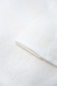 Prosop CHAINE 50 x100 cm Alb – Broderie albastră