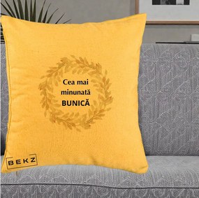 Cadou pentru Bunica - Perna Personalizata Cea Mai Minunata Bunica Coronita Frunze Acuarela, 40x40 cm, Galben, Husa Detasabila, Perna Inclusa, BEKZ®